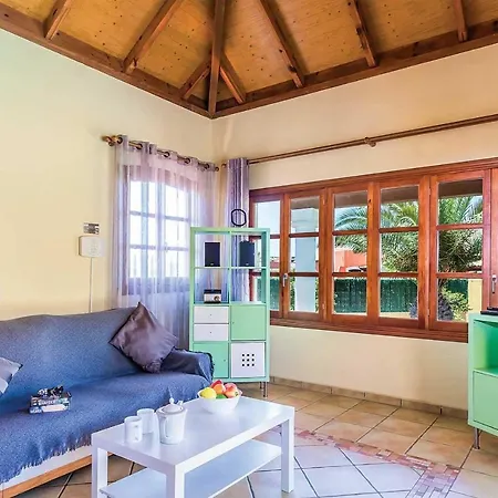 Sleeps 4 Air Con Wifi Villa Corralejo
